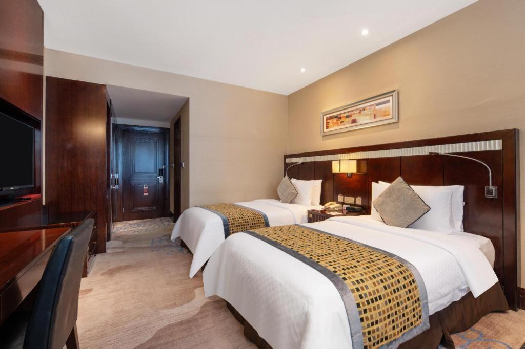 Grand Soluxe Zhongyou Hotel Шанхай Экстерьер фото